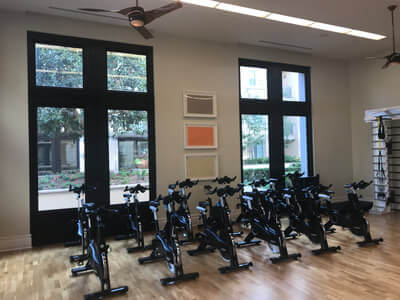 Centerpointe Apartment Image 16